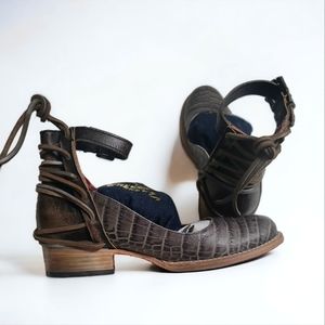 Freebird by Steven Sandals Loafers Leather Marlon Size 8